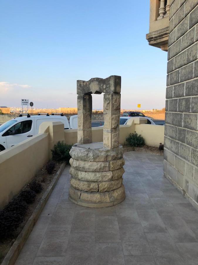 Oleander Butts Inn Żebbuġ Exterior foto